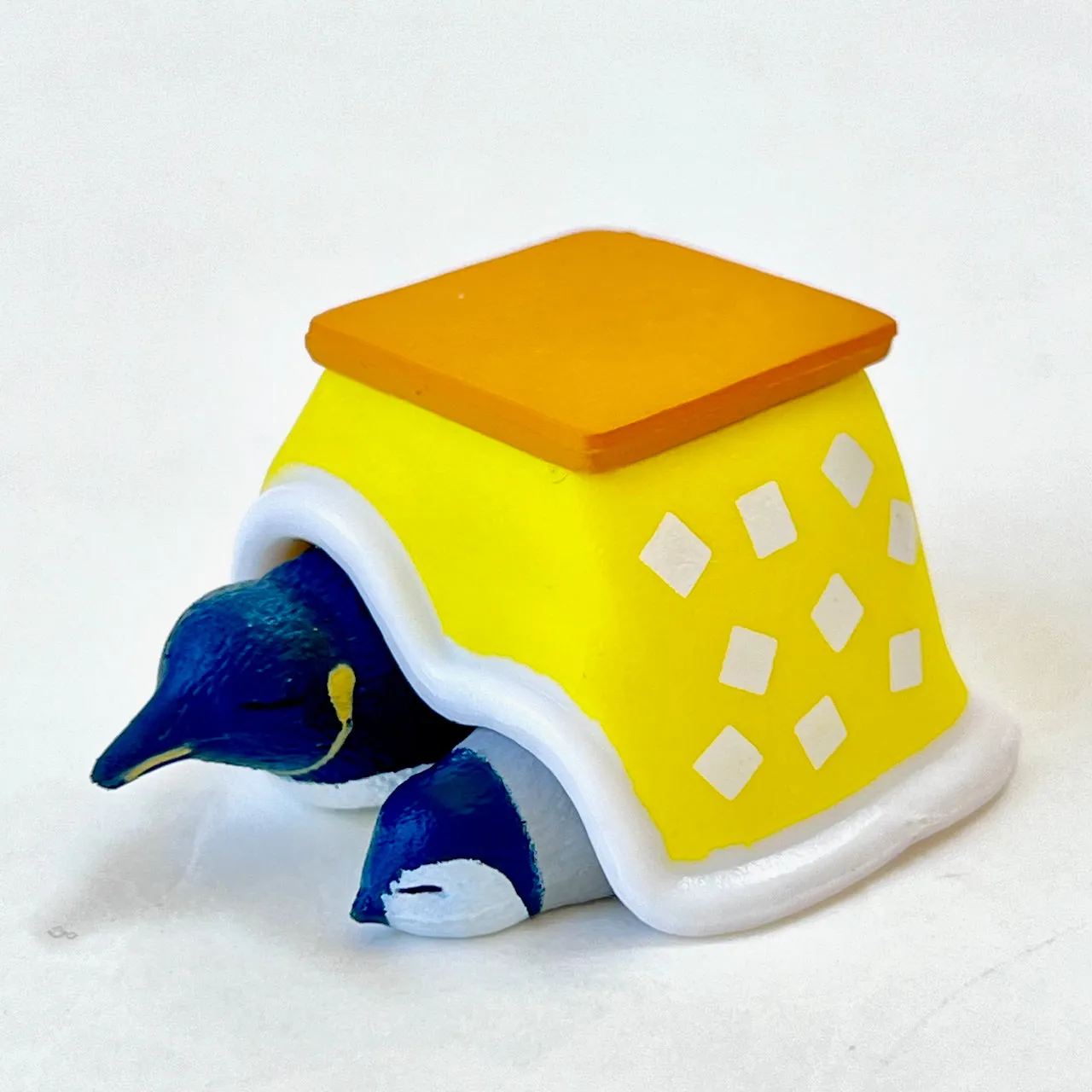 70332 Kotatsu Cold Cozy Animals Figurine Capsule-5