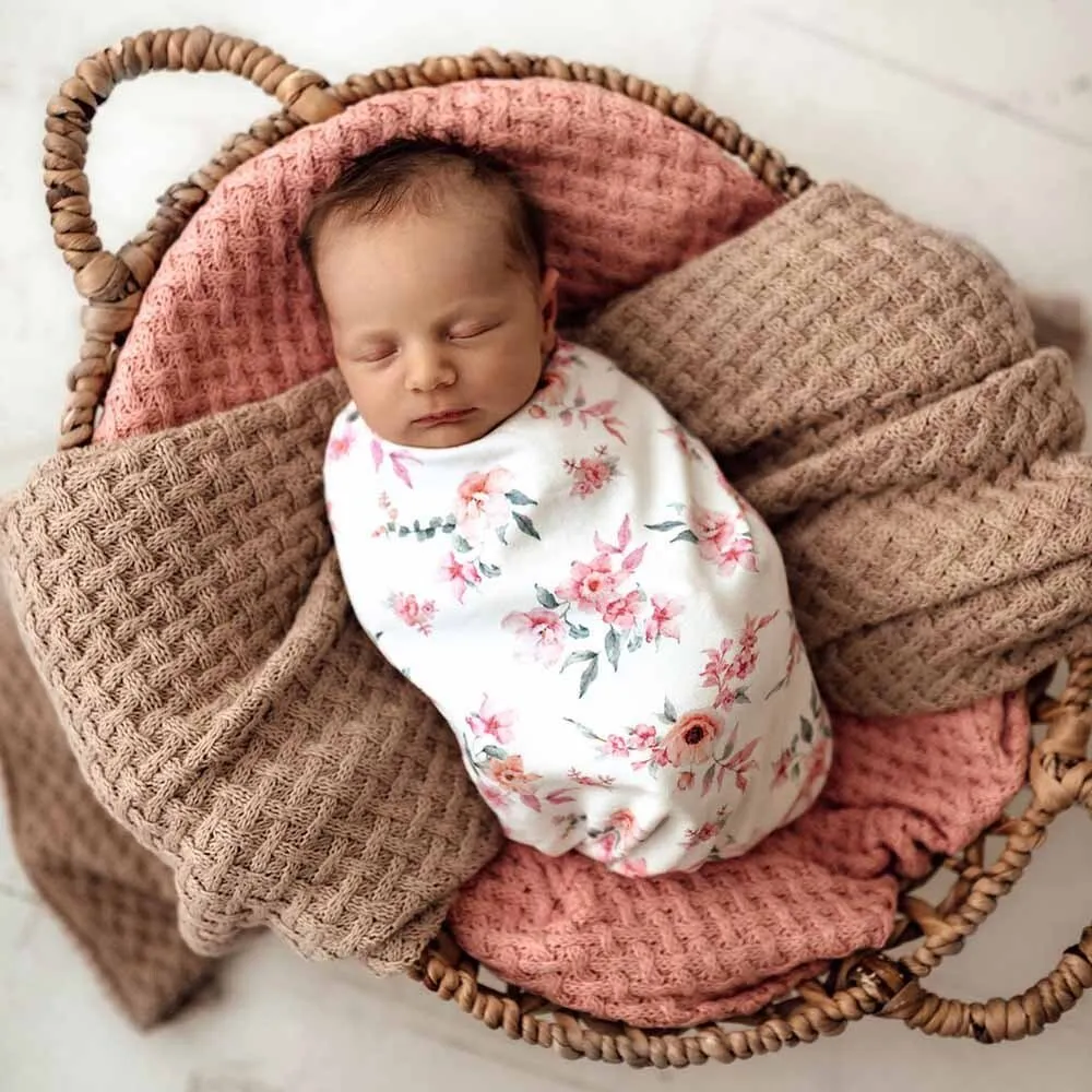 Camille Organic Snuggle Swaddle & Topknot Set