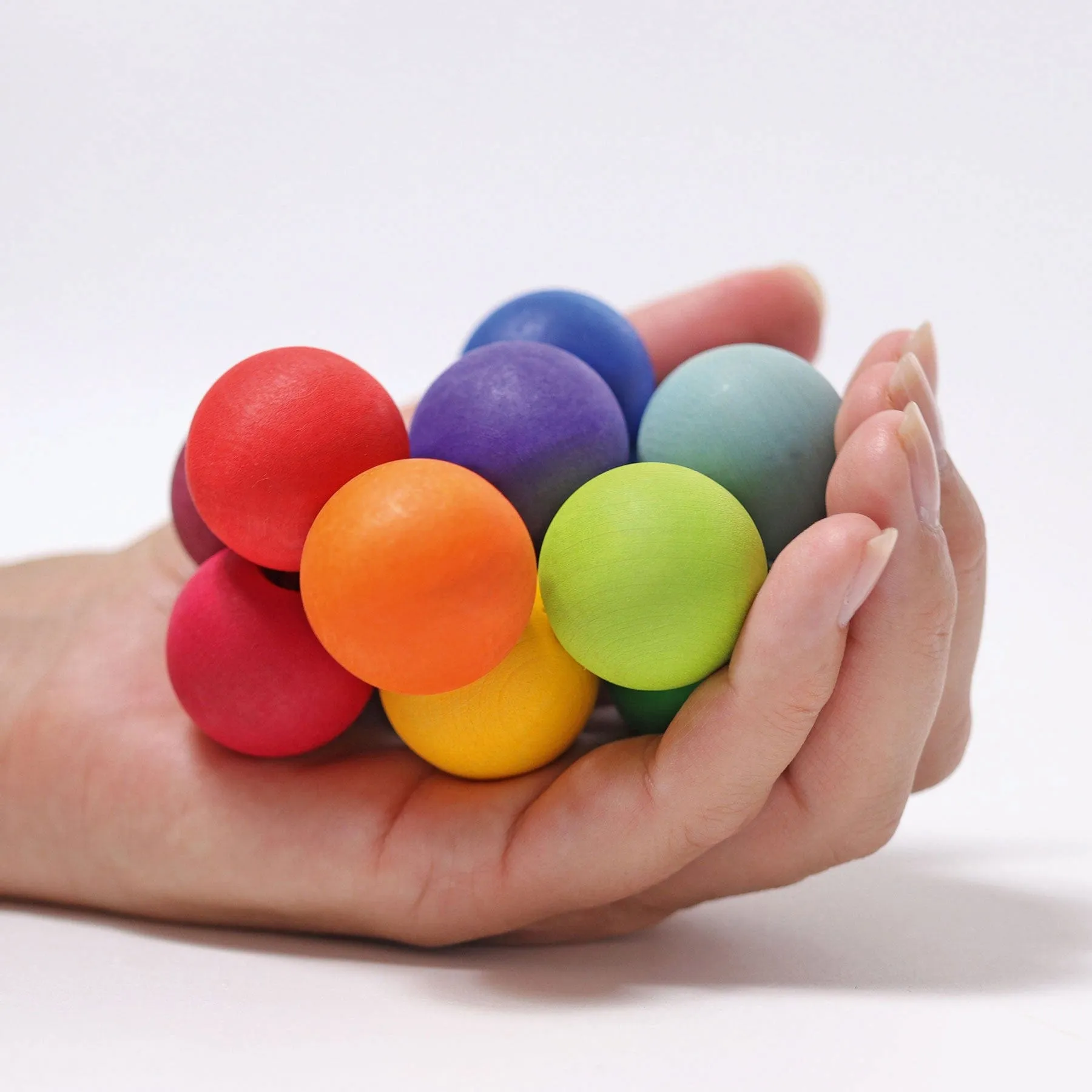 Grimm's Wooden beads grasper