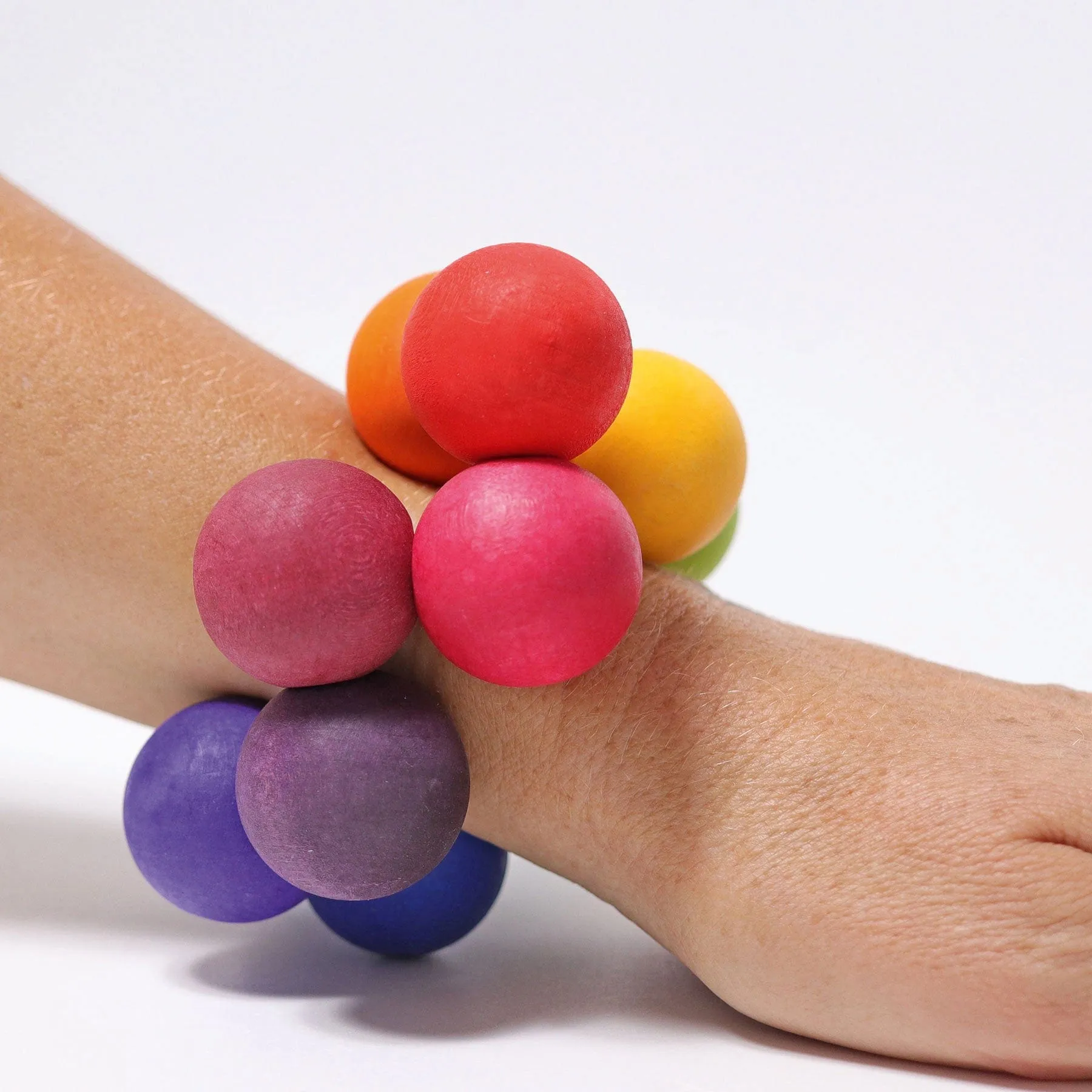 Grimm's Wooden beads grasper