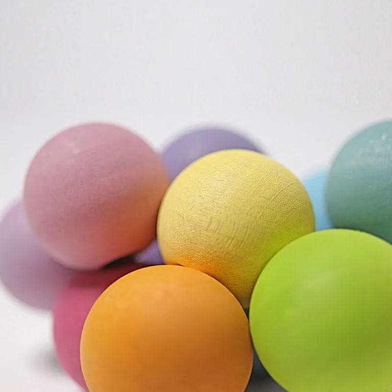 Grimm's Wooden beads grasper