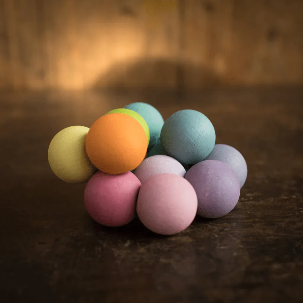 Grimm's Wooden beads grasper