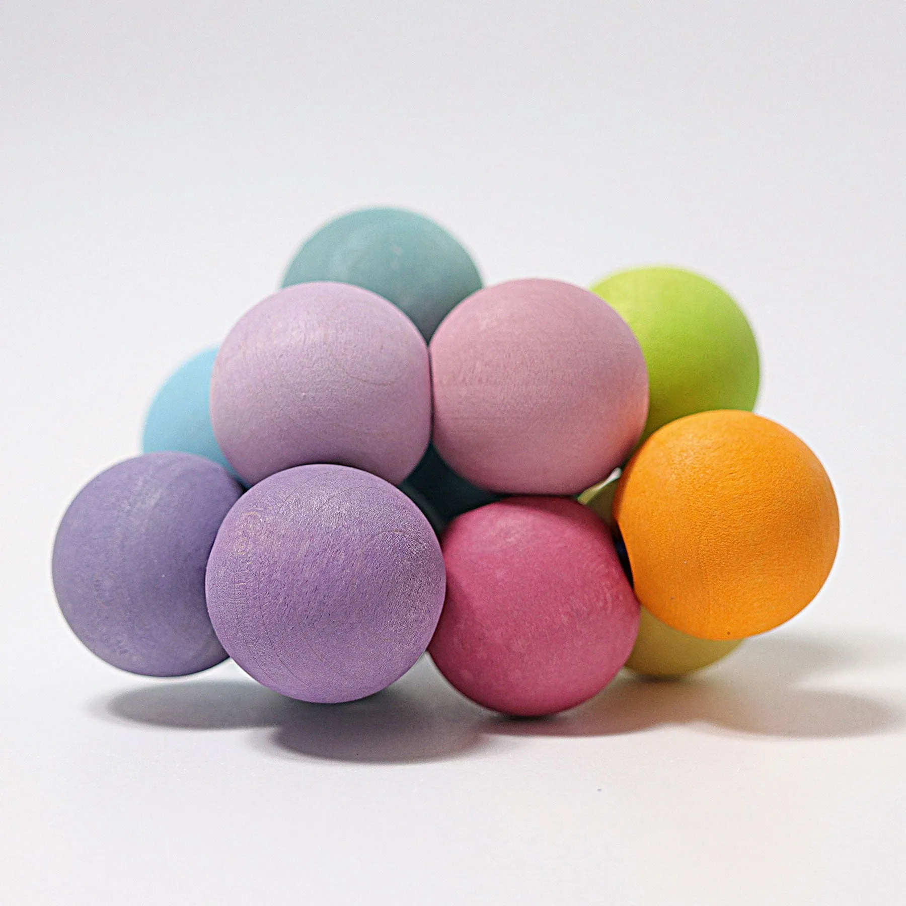 Grimm's Wooden beads grasper